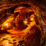 熔岩洞中的生命 