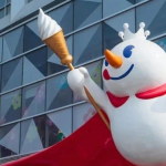 3个河南人，把小甜水、玩具和超市干到市值百亿：不画饼、不加班、不融资，年赚30亿的’笨方法’